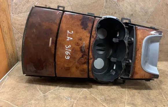 Mercedes-Benz R W251 Cup holder A2516802514