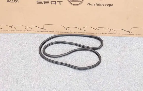 Volkswagen Golf VII Front door rubber seal 5G4867912B