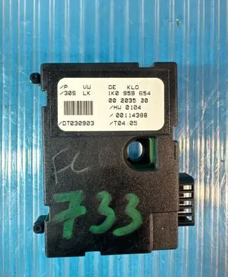 Volkswagen Touran I Steering angle sensor 1K0959654 00203500 00114388