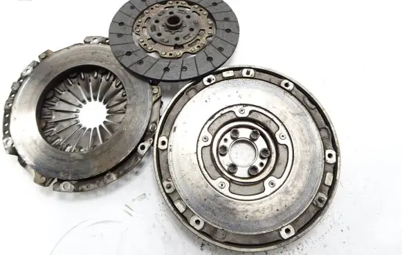 Ford C-MAX II Flywheel AV616477CE
