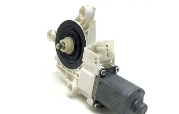 Mercedes-Benz GL X166 Front door window regulator motor 0130822754 A1669060201