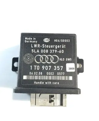 Volkswagen Golf V Light module LCM 1T0907357 5LA00837960 00020577