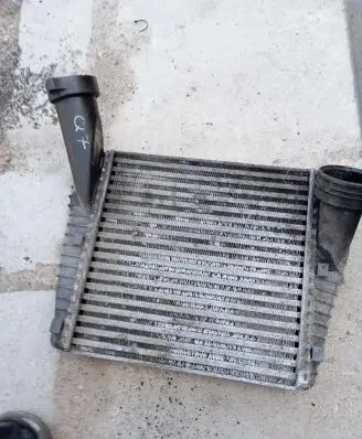 Audi Q7 4L Intercooler radiator 7L6145803C G4161