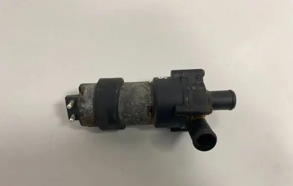 Mercedes-Benz C W203 Electric auxiliary coolant/water pump 2038350064 0392020076