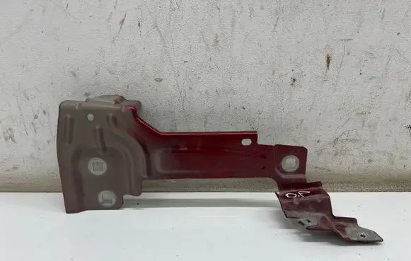 Mercedes-Benz EQE v295 Fender mounting bracket A2958808800
