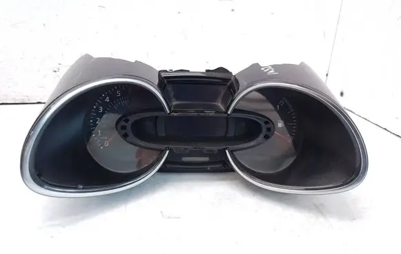 Renault Clio IV Speedometer (instrument cluster) 248107361R VPGRRF10849EF LEEF135633