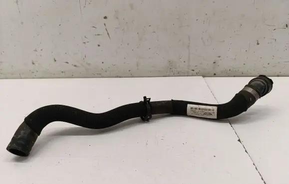 Mini Cooper Countryman R60 Engine coolant pipe/hose 7606001