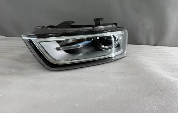 Audi Q3 8U Headlight/headlamp 8U0941031