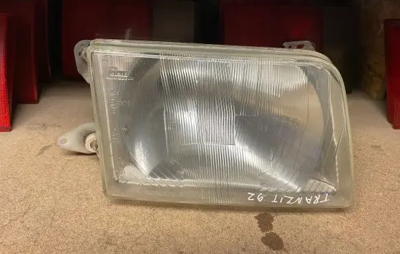 Ford Transit Headlight/headlamp
