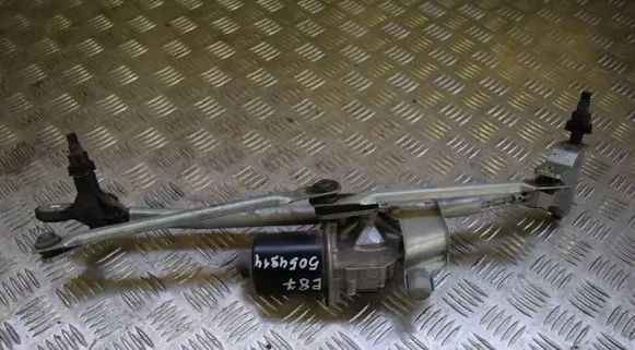 BMW 1 E81 E87 Front wiper linkage 