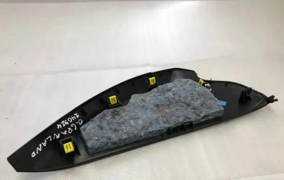 Opel Grandland X Dashboard side end trim YP00052177