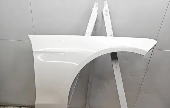 Mercedes-Benz E W212 Fender BLPPMBW212