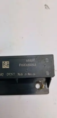 Dodge Durango Aerial antenna amplifier 68068148AA 64469T