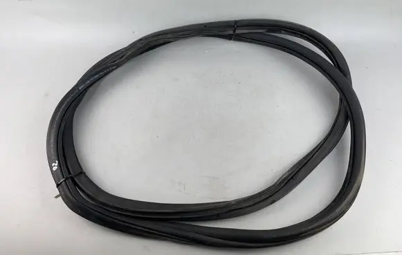 Volkswagen Golf VIII Rubber seal front coupe door 5H4867911