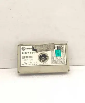 BMW X5 E53 Antenna control unit 1767801 8377654 67801