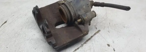 Volkswagen Eos Front brake caliper