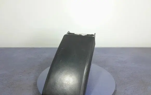 Volkswagen PASSAT B6 Armrest 3C0864207M
