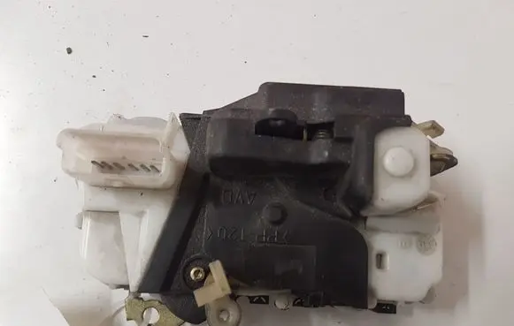 Citroen C5 Front door lock
