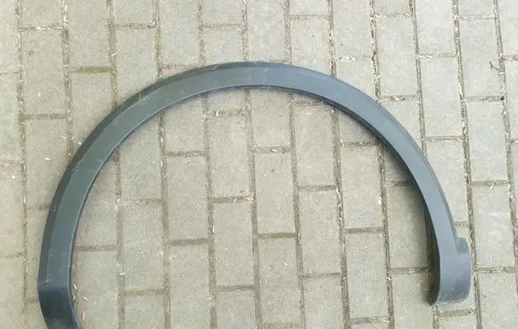 Citroen C4 III e-C4 Front arch trim 9832959080