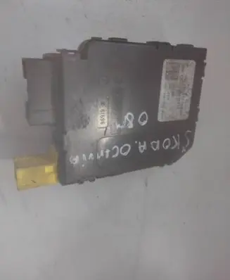 Skoda Octavia Mk2 (1Z) Steering angle sensor 1K0953549BN 05113575 01017073190948
