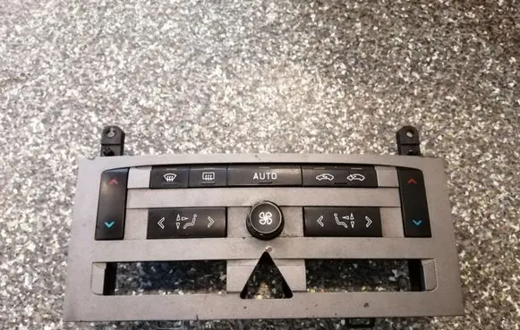 Peugeot 407 Climate control unit 96573322