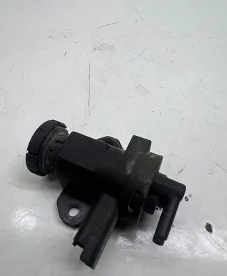 Opel Vectra C Turbo solenoid valve 9635704380