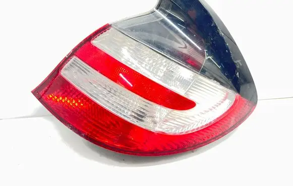 Mercedes-Benz C W203 Rear/tail lights A2038202664
