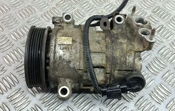 Citroen C4 Cactus Air conditioning (A/C) compressor (pump) 9675655880