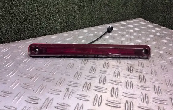 Renault Master IV Third/center stoplight 265909790R