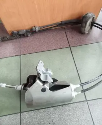 Opel Vivaro Gear shifter/selector 000