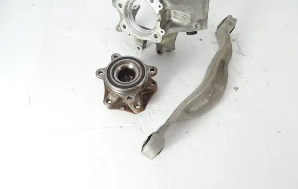 Porsche Cayenne (9Y0 9Y3) Stub axle 9Y0505434B 9Y0501531