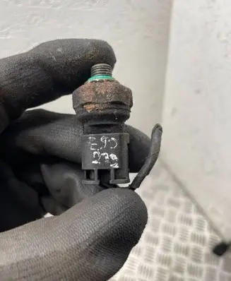 BMW 3 E90 E91 Air conditioning (A/C) pressure sensor 