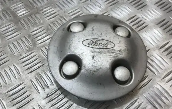 Ford Sierra Original wheel cap 83bb1130ab 83bb-1130-ab