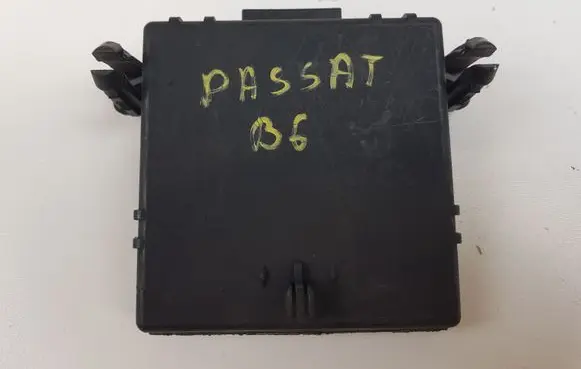 Volkswagen PASSAT B6 Gateway control module 3C0907530C 3C0907951A
