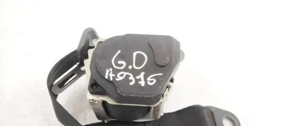 Alfa Romeo 159 Rear seatbelt