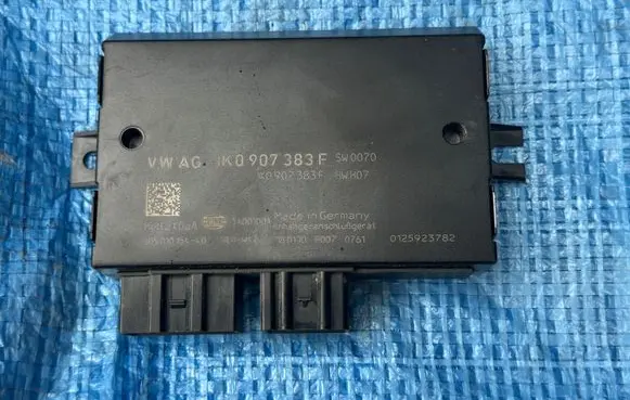 Volkswagen Transporter - Caravelle T5 Tow bar trailer control unit/module 1K0907383F 305010154