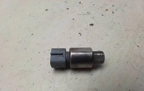 Air conditioning (A/C) pressure sensor