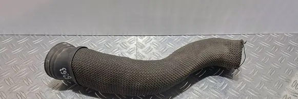 Mercedes-Benz R W251 Air intake duct part A2720940111