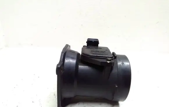 Audi A6 S6 C5 4B Mass air flow meter 078133471C