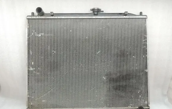Mitsubishi Pajero Coolant radiator 1350A155 MR968059