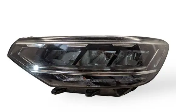 Volkswagen PASSAT B8 Headlight/headlamp 3G1941035P 90172734 8998VF200V02