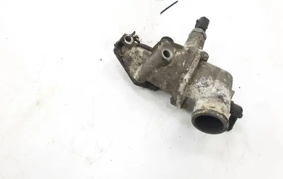 Opel Zafira A Thermostat housing 