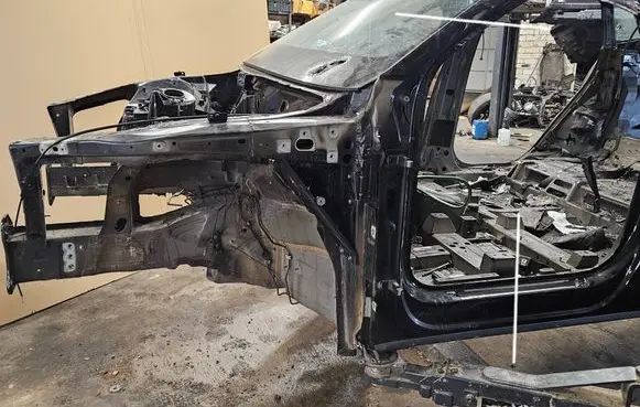 Audi e-tron Front quarter panel 