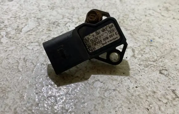 Mitsubishi Grandis Air pressure sensor 038906051C 0281002401