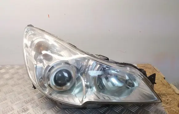 Subaru Legacy Headlight/headlamp 10020064