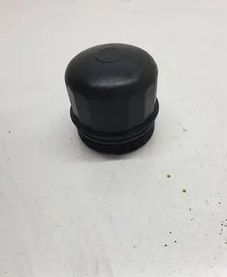 BMW 7 F01 F02 F03 F04 Oil filter cover 70517406