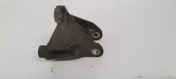 Nissan Juke I F15 Engine mount vacuum valve 