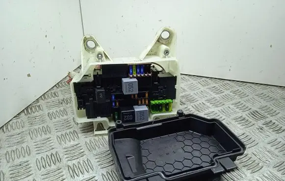 Mercedes-Benz C AMG W205 Fuse box set A2055402428