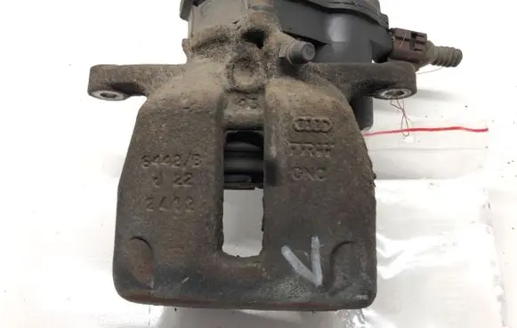 Rear brake caliper