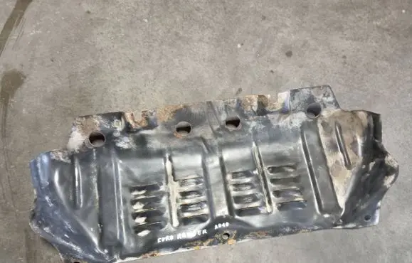 Engine splash shield/under tray